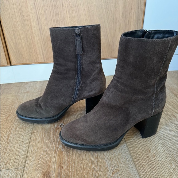 Aquatalia boots - Picture 5 of 8